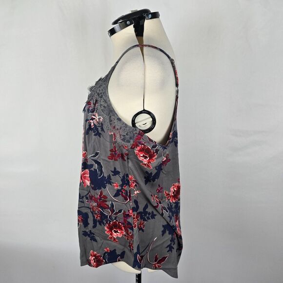 Torrid Camisole Women's 1X Gray Floral Sleeveless Lace Trim Buttons V-Neck NWT - Picture 14 of 16